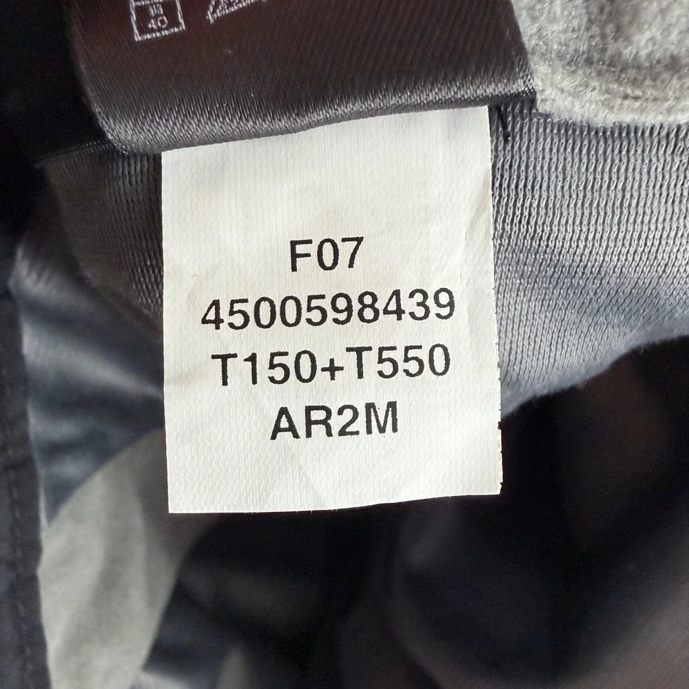 The North‎ Face HyVent Mens XL Short Black Ski Snowboard Pants Waterproof Cargo